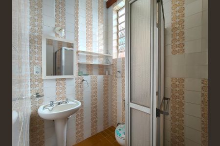 Casa para alugar com 220m², 4 quartos e 1 vagaBanheiro da Suíte