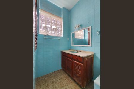 Casa para alugar com 220m², 4 quartos e 1 vagaBanheiro Corredor