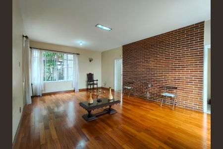 Sala de casa para alugar com 4 quartos, 220m² em Grajaú, Rio de Janeiro