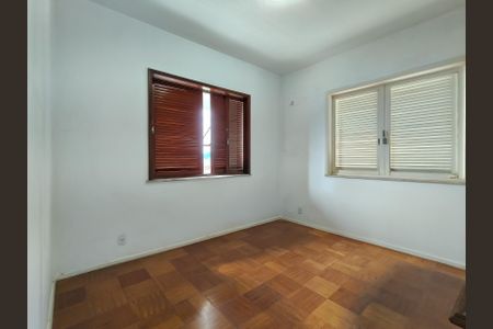 Casa para alugar com 220m², 4 quartos e 1 vagaQuarto 1