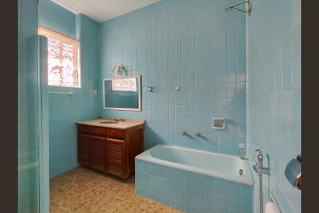 Casa para alugar com 220m², 4 quartos e 1 vagaBanheiro Corredor