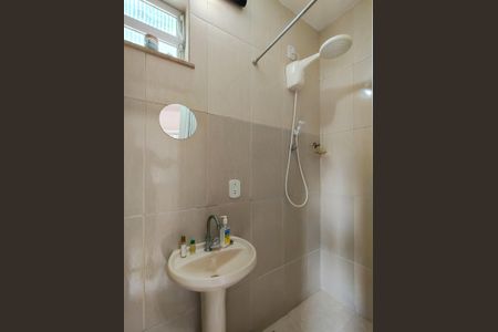 Casa para alugar com 220m², 4 quartos e 1 vagaBanheiro de serviço