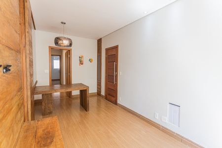 Sala de apartamento para alugar com 3 quartos, 195m² em Sagrada Família, Belo Horizonte