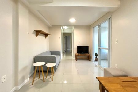 Sala de apartamento para alugar com 2 quartos, 65m² em Córrego Grande, Florianópolis