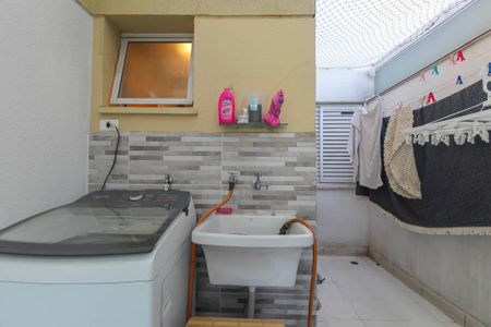 Apartamento à venda com 85m², 2 quartos e 2 vagasÁrea de serviço