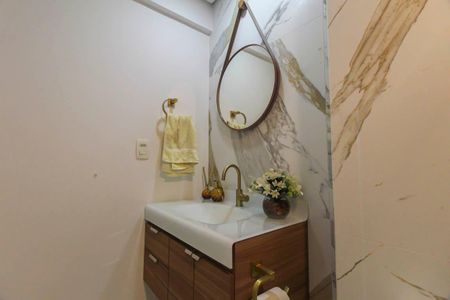 Apartamento à venda com 85m², 2 quartos e 2 vagasBanheiro social