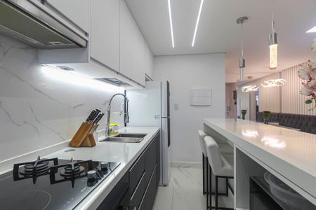 Apartamento à venda com 85m², 2 quartos e 2 vagasCozinha