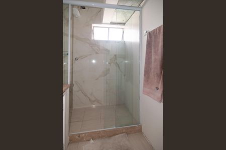 Apartamento à venda com 94m², 3 quartos e 1 vagaBanheiro 2