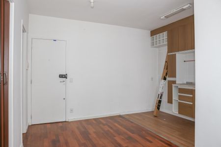 Apartamento à venda com 38m², 1 quarto e sem vagaSala