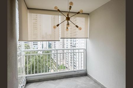 Varanda de apartamento para alugar com 2 quartos, 57m² em Parque Reboucas, São Paulo