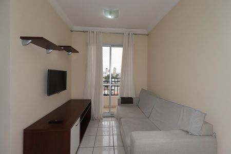 Sala de apartamento para alugar com 2 quartos, 51m² em Jardim Sílvia, Santo André