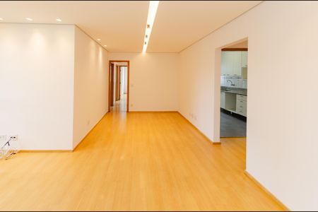 Apartamento para alugar com 101m², 3 quartos e 2 vagasSala