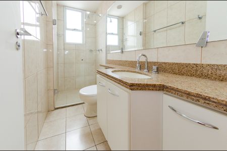 Apartamento para alugar com 101m², 3 quartos e 2 vagasBanheiro Social