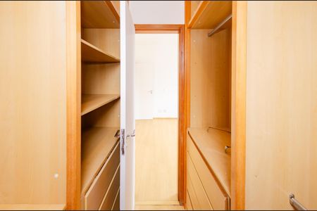 Apartamento para alugar com 101m², 3 quartos e 2 vagasCloset Suíte 