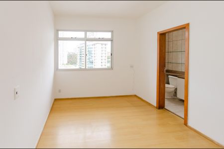 Apartamento para alugar com 101m², 3 quartos e 2 vagasSuíte 