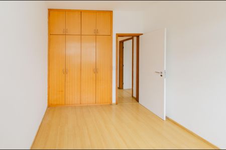 Apartamento para alugar com 101m², 3 quartos e 2 vagasQuarto 2