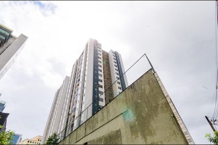 Apartamento para alugar com 101m², 3 quartos e 2 vagasFachada 