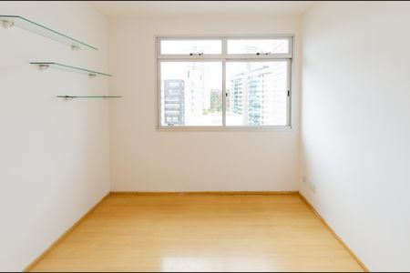 Apartamento para alugar com 101m², 3 quartos e 2 vagasQuarto 1