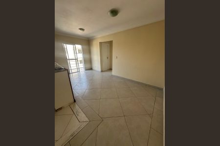 Sala de apartamento para alugar com 2 quartos, 50m² em Jardim dos Ipês, Cotia