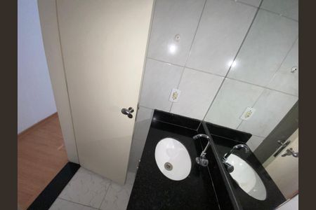 Apartamento à venda com 60m², 2 quartos e sem vagaBanheiro Social