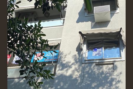 Apartamento à venda com 60m², 2 quartos e sem vagaPlaquinha