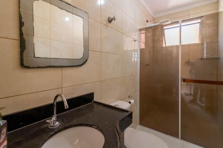 Apartamento para alugar com 70m², 2 quartos e 1 vagaBanheiro 