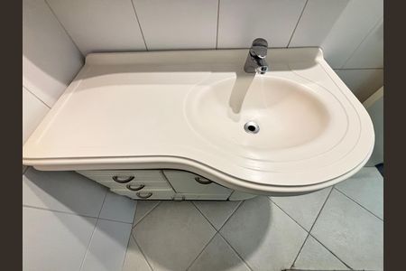 Apartamento para alugar com 68m², 1 quarto e 1 vaga Apartamento para alugar com 68m², 1 quarto e 1 vagaBanheiro