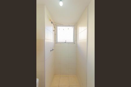 Apartamento à venda com 56m², 2 quartos e 1 vaga Apartamento à venda com 56m², 2 quartos e 1 vagaBanheiro