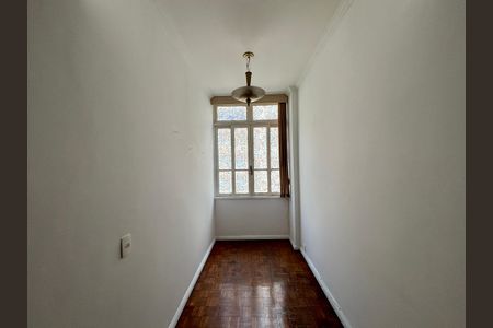 Sala de apartamento para alugar com 2 quartos, 120m² em Copacabana, Rio de Janeiro