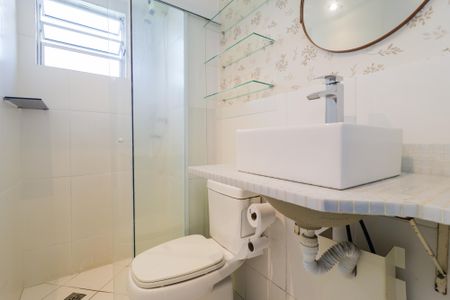 Apartamento para alugar com 48m², 2 quartos e 1 vaga Apartamento para alugar com 48m², 2 quartos e 1 vagaBanheiro