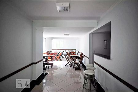 Apartamento para alugar com 48m², 2 quartos e 1 vaga Apartamento para alugar com 48m², 2 quartos e 1 vagaÁrea comum - Salão de festas