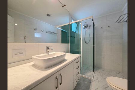 Apartamento para alugar com 100m², 2 quartos e 1 vaga Apartamento para alugar com 100m², 2 quartos e 1 vagaBanheiro
