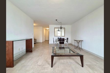 Apartamento para alugar com 100m², 2 quartos e 1 vaga Apartamento para alugar com 100m², 2 quartos e 1 vagaSala