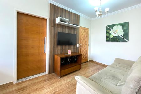 Apartamento para alugar com 70m², 2 quartos e 1 vagaSala