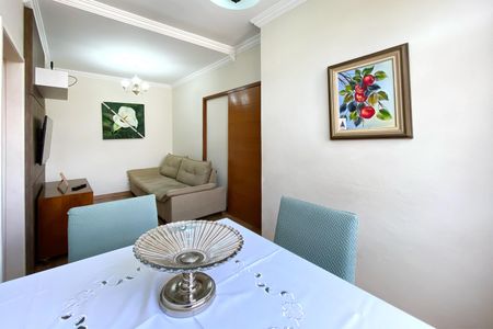 Apartamento para alugar com 70m², 2 quartos e 1 vagaSala