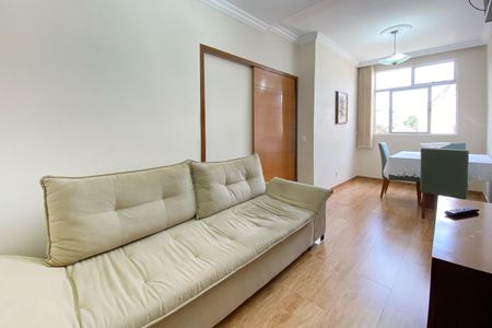 Apartamento para alugar com 70m², 2 quartos e 1 vagaSala