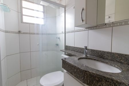 Apartamento à venda com 59m², 2 quartos e 1 vaga Apartamento à venda com 59m², 2 quartos e 1 vagaBanheiro