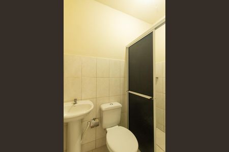 Banheiro Social de apartamento para alugar com 1 quarto, 40m² em Novo Mundo, Curitiba