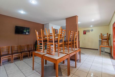 Apartamento para alugar com 60m², 2 quartos e 2 vagasÁrea comum - Salão de festas