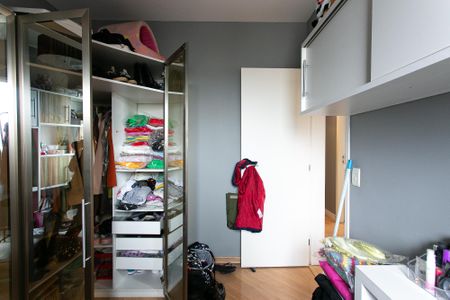 Apartamento à venda com 98m², 3 quartos e 2 vagasQuarto 2