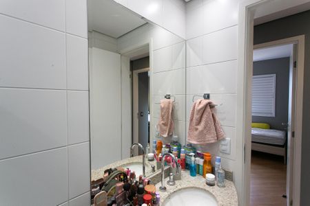 Apartamento à venda com 98m², 3 quartos e 2 vagasBanheiro da Suíte