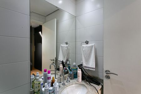 Apartamento à venda com 98m², 3 quartos e 2 vagasBanheiro Social