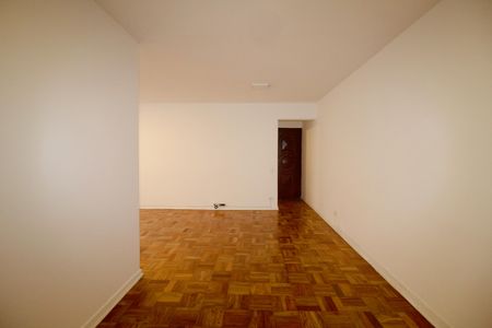 Apartamento para alugar com 110m², 3 quartos e 1 vagaSala