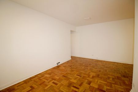 Apartamento para alugar com 110m², 3 quartos e 1 vagaSala