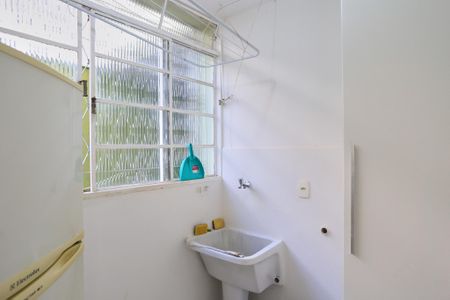 Casa para alugar com 50m², 1 quarto e 1 vagaÁrea de Serviço