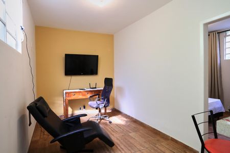 Casa para alugar com 50m², 1 quarto e 1 vagaSala