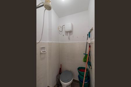 Apartamento para alugar com 96m², 3 quartos e sem vaga Apartamento para alugar com 96m², 3 quartos e sem vagaBanheiro de serviço