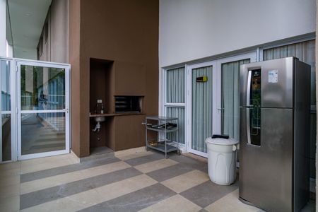 Apartamento à venda com 71m², 2 quartos e 1 vagaÁrea comum