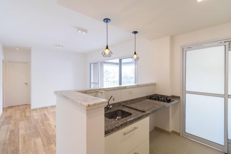 Sala de apartamento à venda com 2 quartos, 71m² em Jardim Fonte do Morumbi, São Paulo