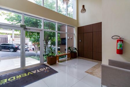 Apartamento à venda com 71m², 2 quartos e 1 vagaÁrea comum